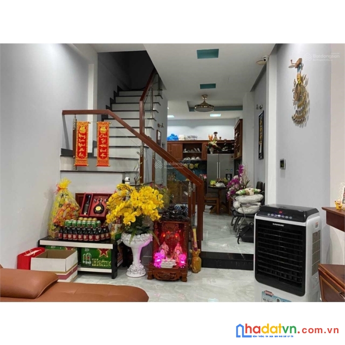 Cần bán nhà chủ đang ở, đúc trệt lầu 3.5 x 13m, 3 pn, xe hơi thông giá chỉ 3.5 tỷ đường huỳnh văn