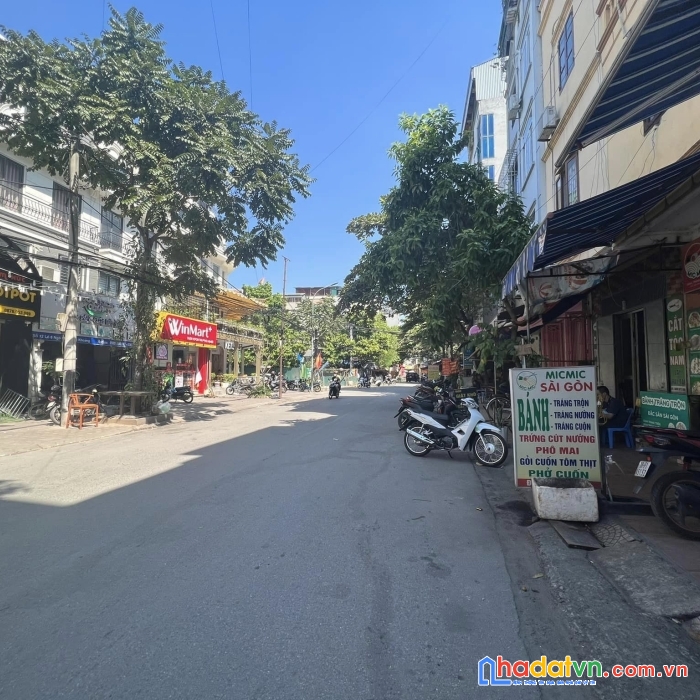 Hàng hiếm phân lô 67 phùng khoang, 93m2, 4 tầng, mt7.6m, gara ô tô, văn phòng đẹp