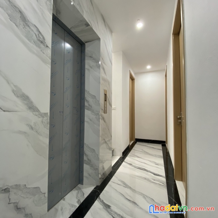 Bán ccmn triều khúc, thanh trì, 100m2, 9 tầng, mt6m, 38pkk, dt 2 tỷ/năm