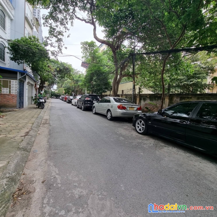 Bán nhà phố hoàng sâm, cầu giấy 70m 5t  ô tô, kinh doanh 12,x tỷ