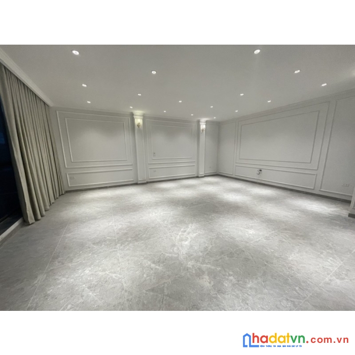 300m² tầng 4 tòa văn phòng hoàng sĩ khải, 23 triệu
