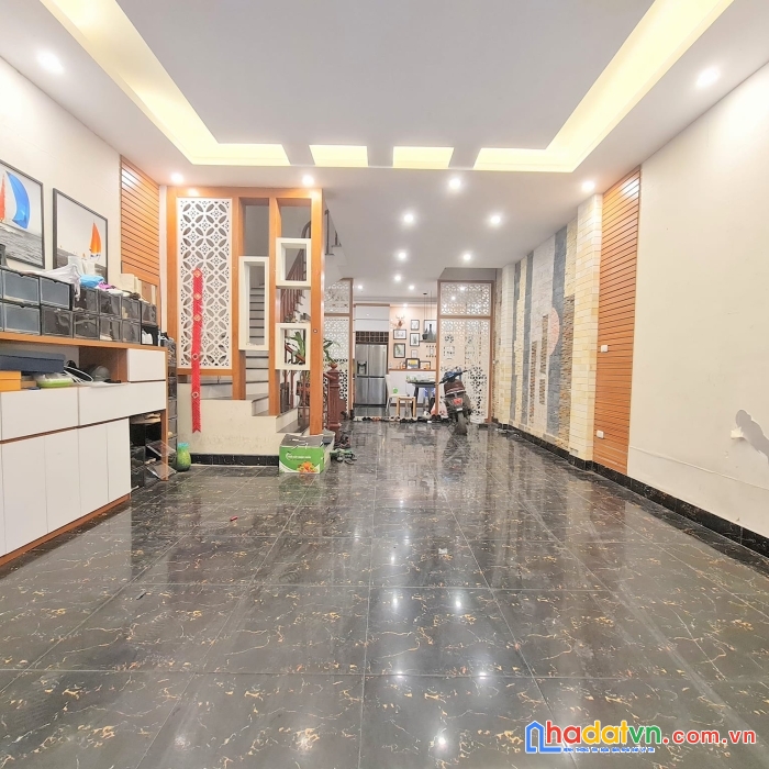 Nhà định công 68m2 mt 5m,phân lô oto đỗ cửa,full nội thất,nhỉnh 10 tỷ,sđcc