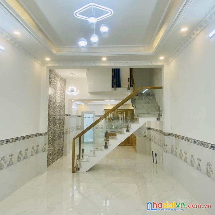 Bán nhà quang trung gò vấp - chỉ 5 tỷ có nhà hxh xung quanh tiện ích đầy đủ cách sân bay 10 phút