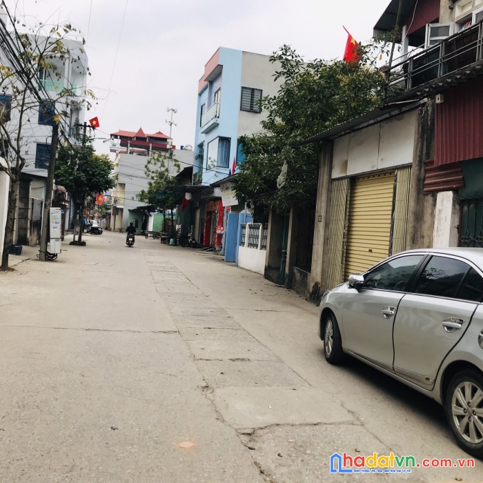 Nhỉnh 900tr về tay 43m đất bắc hồng ô tô đỗ cửa