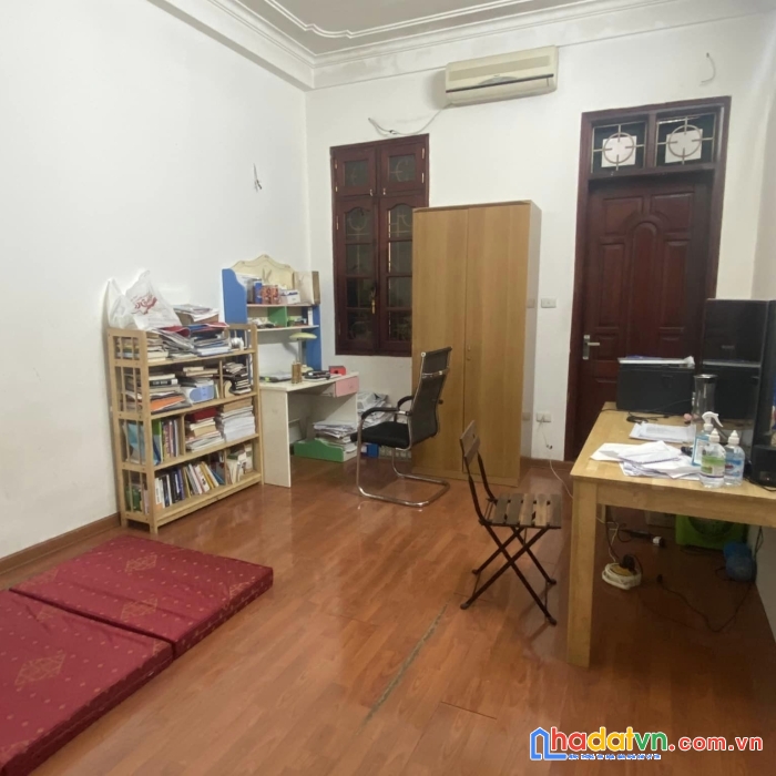 Nhà phố hoàng hoa thám ,ba đình - sát  phố 2 thoáng - nhà ở ngay - 10m ô tô tránh.