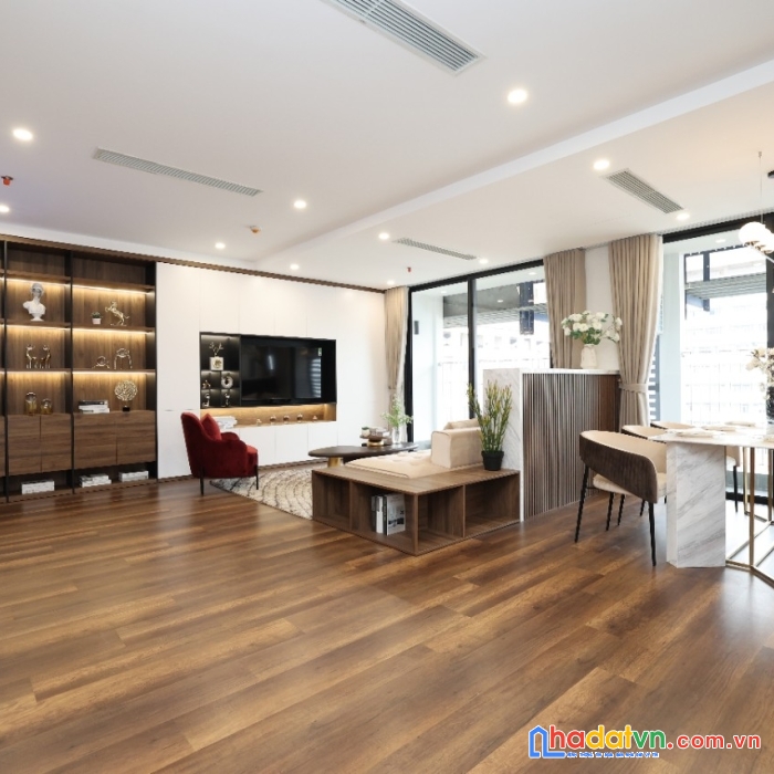 Bán căn hộ cao cấp 70m2 full nội thất giá chỉ 2,5 tỷ tại trung tâm quận hà đông view hồ văn quán