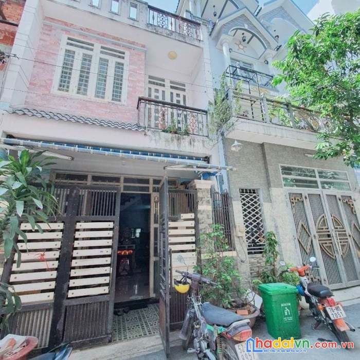 Hẻm xe hơi 5m đường hương lộ 2, gần bốn xã, giáp tân phú, q11, q6, ngang hiếm 5m, sổ vuông vức,