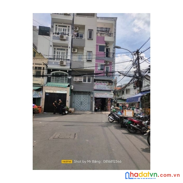 Bán nhà đường bến vân đồn quận 4 - 80m2 - 5 tầng - hxh giá 10 tỉ 500