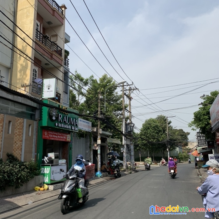 Nhỉnh 5ty nhà mt nguyễn thượng hiền, bình thạnh. chạm là thích