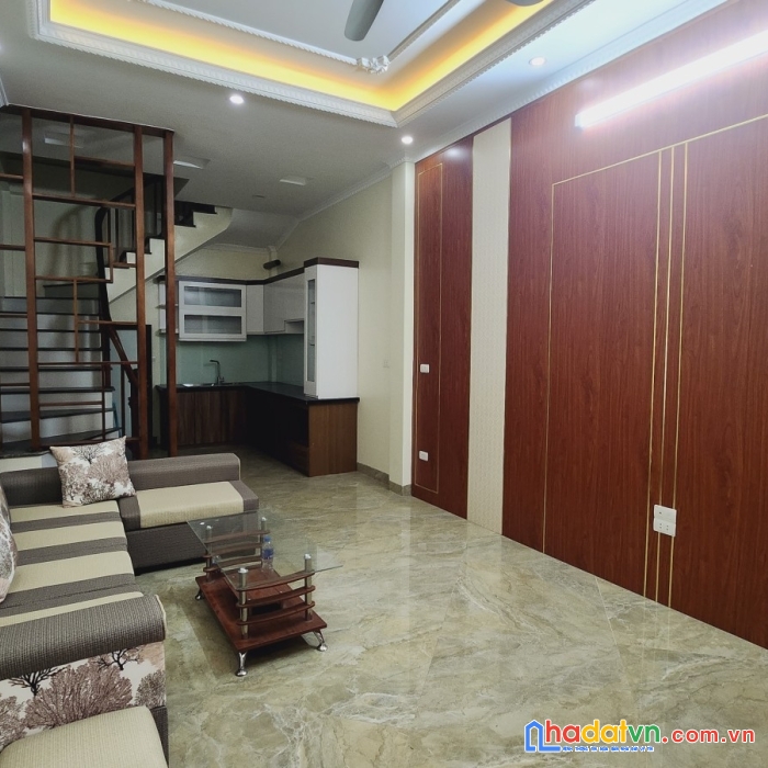 Bán gấp nhà phố thanh nhàn, hai bà trưng, 40m, 5t, nhỉnh 5 tỷ, full nội thất.