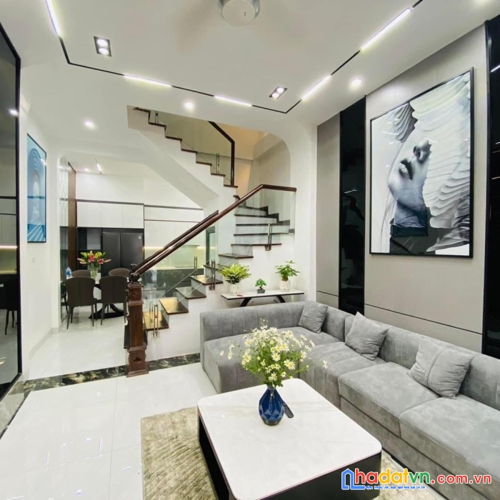 Bán nhà đẹp thái hà, 46m2, 4 tầng, vị trí trung tâm, cách ô tô 30m, 5,2 tỷ