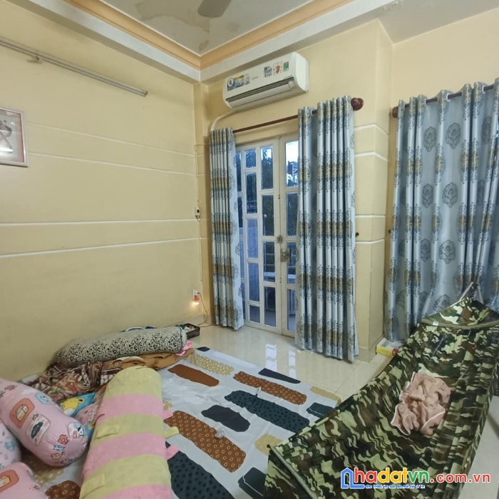 Khu vực an ninh hẻm rộng thông thoáng gần chợ bùi văn ba quận 7