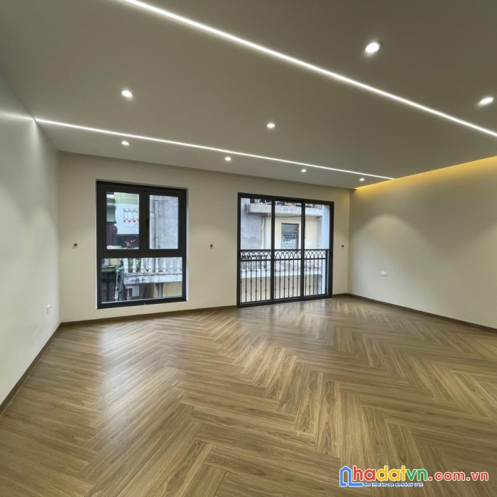 Nhà đất thái hà, 50m2 x mt 4m, ô tô đỗ cửa, phù hợp toà nhà 8 tầng thang máy, chỉ 8.5 tỷ