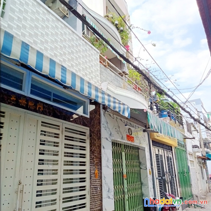 Nhà bán 4 tầng hxh hưng phú p10q8 giá : 5.6 tỷ (thương lượng)