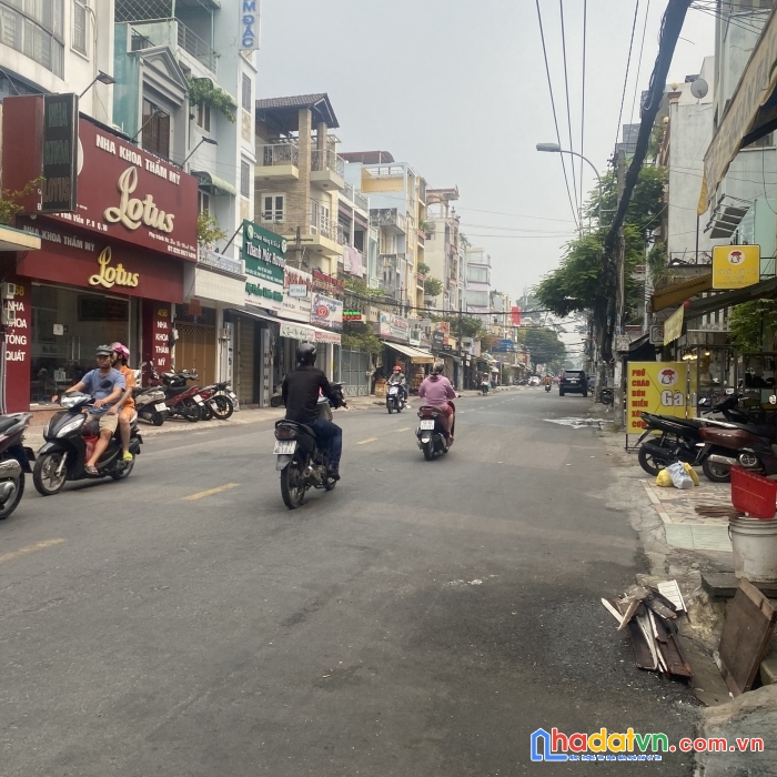 Bán đất full cây lâu năm đường 922 giá siêu rẻ 18 tr 1m sdt lien hệ 091 8813977 a khanh