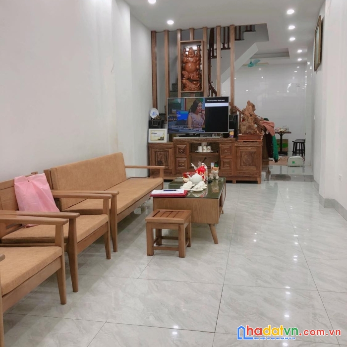 Nhà đẹp ngõ 296 minh khai 50m2 x3 tầng tự xây, ngõ thông, sổ nở hậu giá nhỉnh 4 tỷ