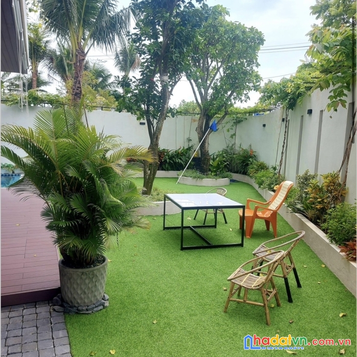 Bán nhà 2 tầng lô góc hiếm có đường 2/9 - chỉ nhỉnh 100tr/m2.