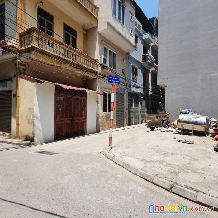 Bán đất ngõ 42 sài đồng,vũ xuân thiều,ngõ ô tô tải thông, lô góc, 52m, mt5.5m, 4 tỷ15