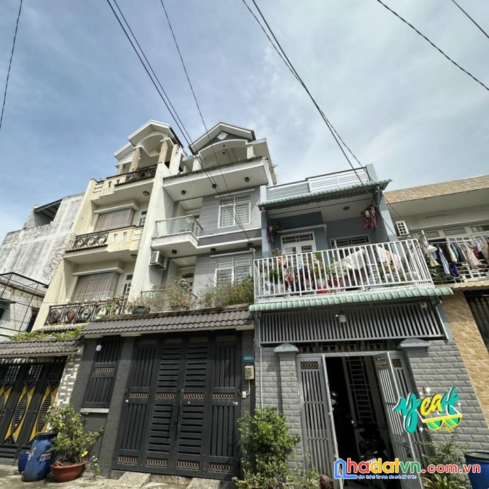 Bán gấp nhà 2 tầng, gần 80m2, hẻm trước nhà 10m,  bình trị đông, ngay ngã tư 4 xã. chỉ 4 tỷ x,