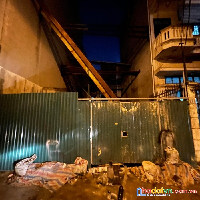 Bán đất hướng tây dịch vọng, cầu giấy 115m mt5m ô tô 14 tỷ