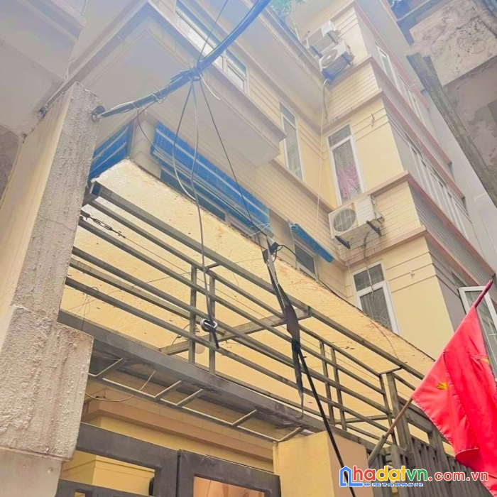 Bán nhà riêng phố chùa láng ô tô 48m2, 5 tầng lô góc, chủ xây tâm huyết, tặng nội thất vip ở ngay