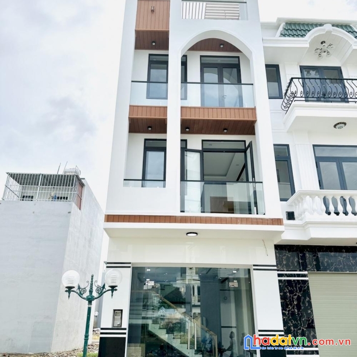Chính chủ cần bán căn nhà mới xây tuyệt đẹp ngay khu k1 - tp phan rang - ninh thuận
