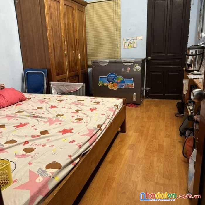 Bán nhà chùa quỳnh hai bà trưng 60m2 x 3 tầng,mt 5.4m giá 8.5 tỷ