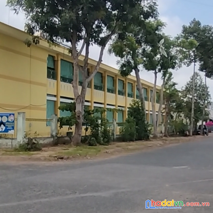 Bán gấp nhà 83m² trục chính kdc phú thuận thành phố sa đéc, đồng tháp.