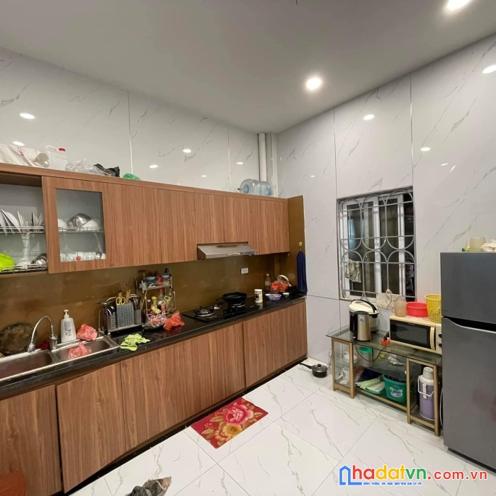 Bán gấp hai bà trưng, 3 tầng ở ngay, trước nhà thoáng vĩnh viễn, 45m, nhỉnh 2 tỷ 0907153139