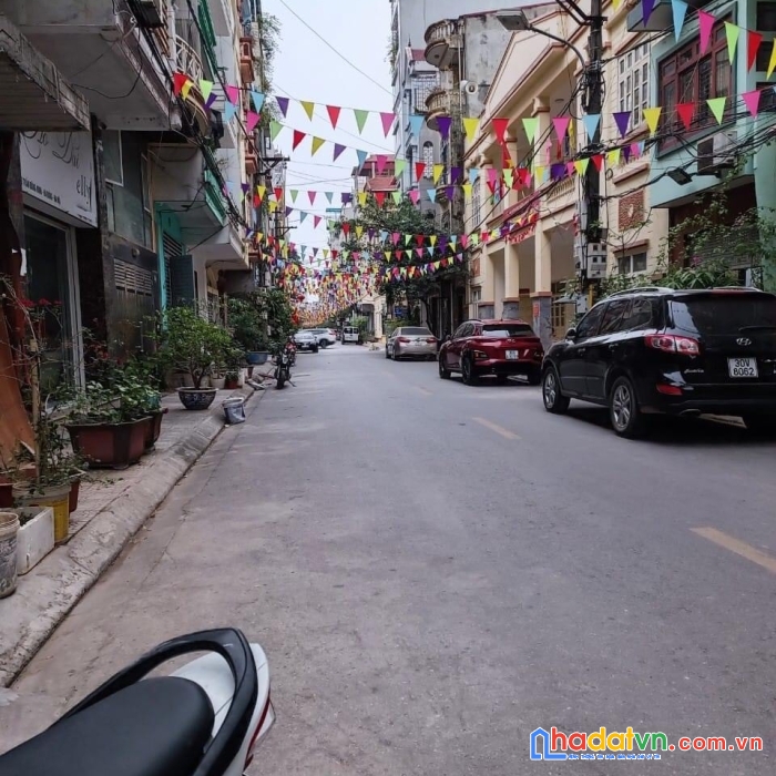 Bán nhà mặt phố trần đăng ninh 40m2 5t chỉ 6.xtỷ ô tô tránh kinh doanh đỉnh vỉa hè