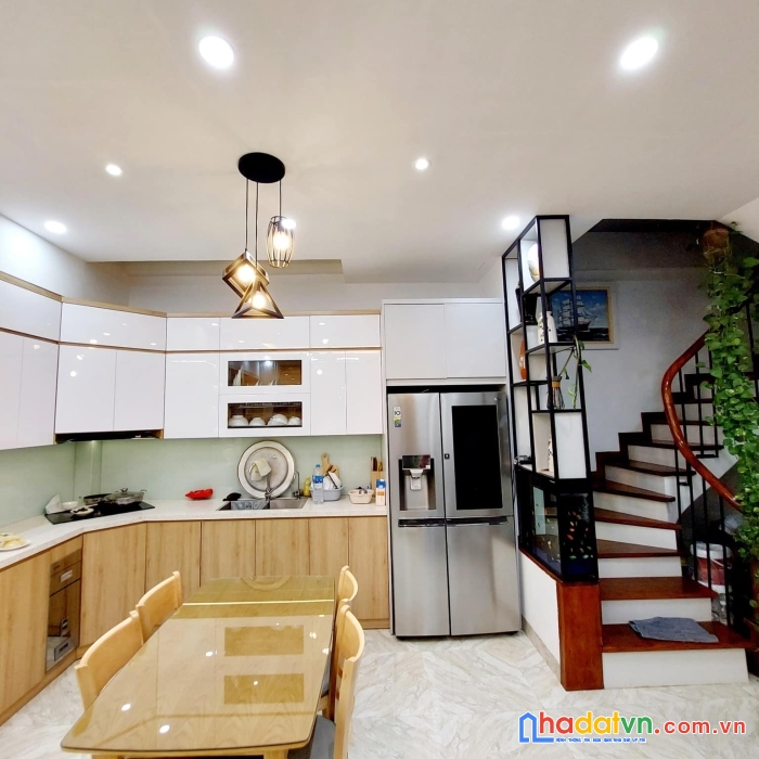 Bán đất phố thái thịnh ngõ thông lô góc 59m mặt tiền 4.9m chỉ 6.6 tỷ