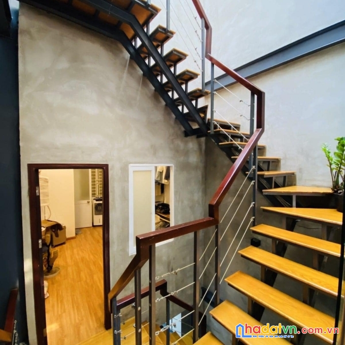 Bán nhà 3 tầng ,44m2,, hẻm xe hơi 6m, lạc long quân, phường 1, quận 11.