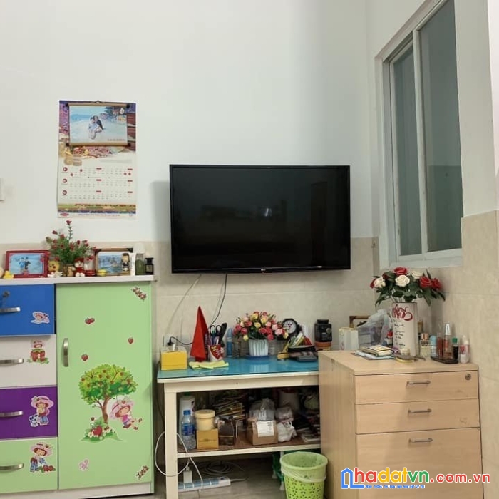 Bề ngang 5m- 61m2(5mx 12m) - hơn 6tỷ - hẻm xe hơi đõ cửa - vừa ở vừa có thu nhập -lê văn thọ p. 9