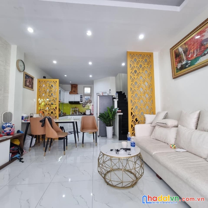 Nhà 5 tầng cách hẻm xe hơi 50m huỳnh tấn phát quận 7 nhà mới vào ở ngay