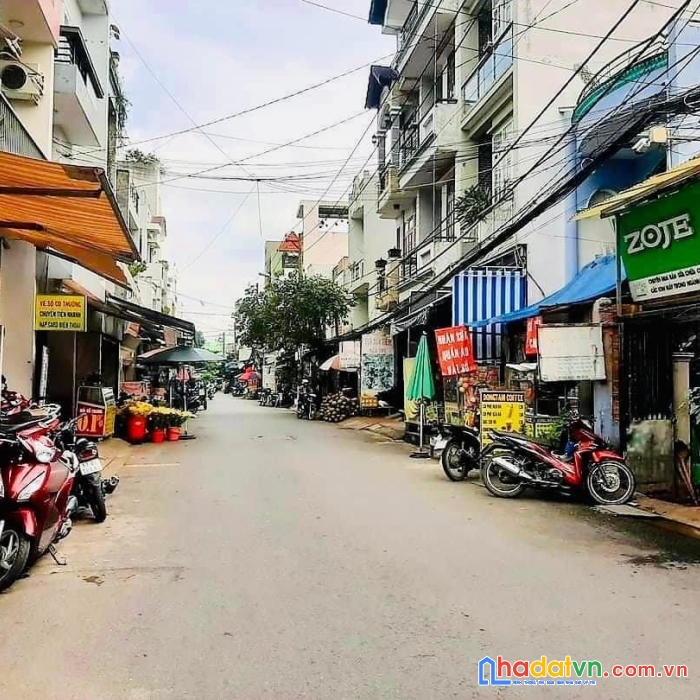 Cần bán nhà mặt tiền kinh doanh đường số 11, bhh, 2 tầng, hẻm xe hơi, 44m2 chỉ 5.59 tỷ