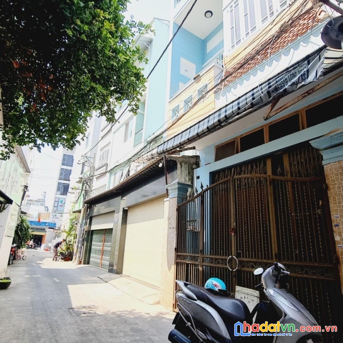 Bán nhà vườn lài, tân phú, 80m2,ngang 4.6m, 2 mặt tiền, hẻm xe hơi thông.