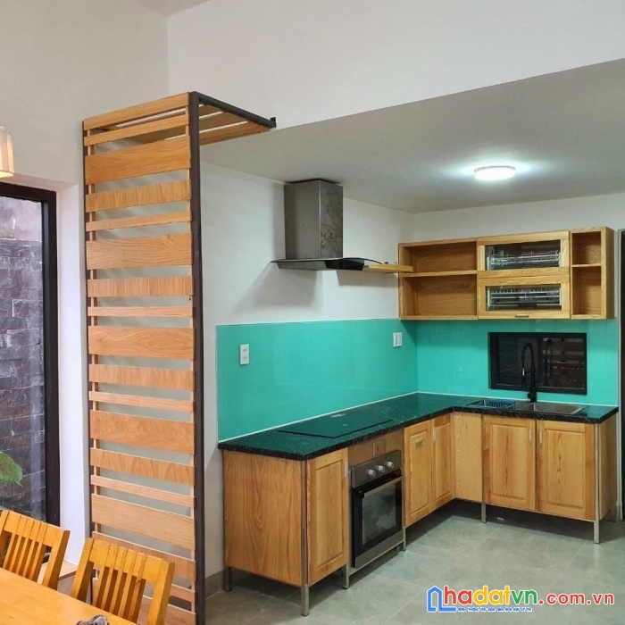 Nhà hà khê biển nguyễn tất thành, 70m2, ô tô đậu 3 tầng, lô góc