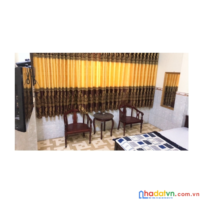 Cần tiền bán gấp khách sạn mt lạc long quân, p.3, q11.