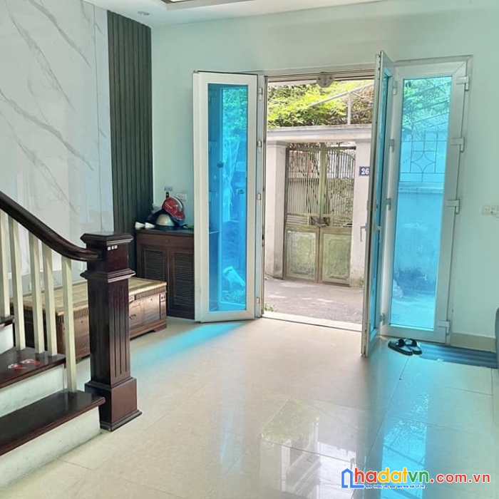 Bán nhà ngõ 260 tân mai - ngõ nông - nhà đẹp - full nội thất 35m2 x 5 tầng - giá 3,3 tỷ