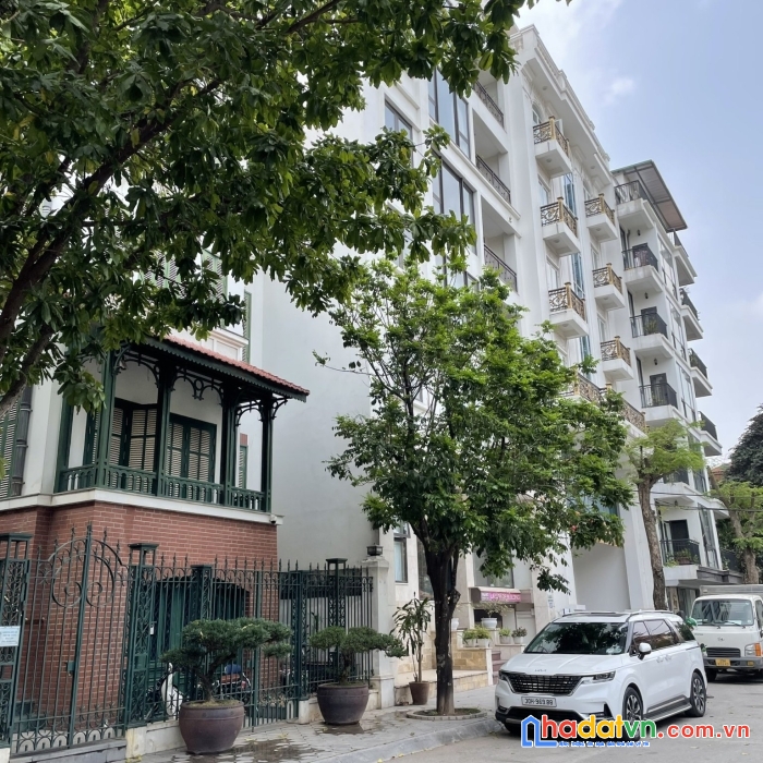 Bán toà nhà đường tô ngọc vân quận tây hồ (dt 295m2 mt 13.1m xây 7 tầng – đang cho thuê hơn 400