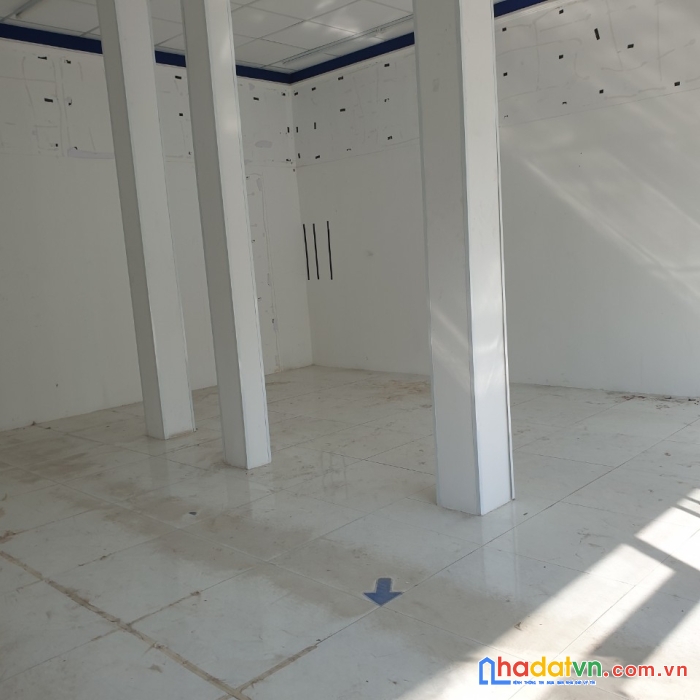 Cho thuê mặt phố kinh doanh mặt phố cạnh hãi thượng lãn ông quận 5