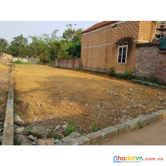 Bán đất trục chính-sen tri-bình yên-thạch thất-hn