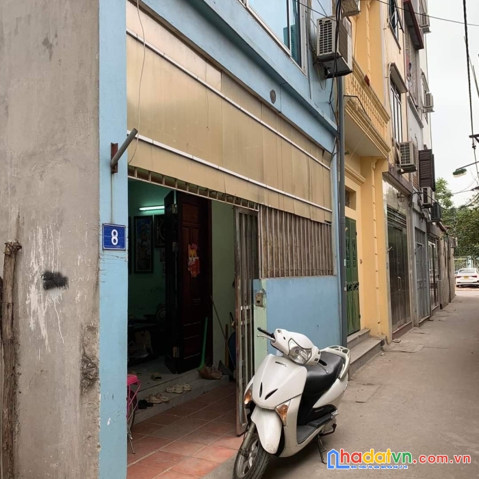 4.8 tỷ bán nhà phú diễn 50m2, 5 tầng, dân xây chắc chắn, 10m ra bãi ô tô