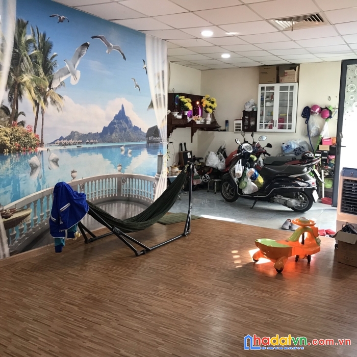 Cần tiền bán gấp nhà đẹp đường phú thọ, p1, q11.