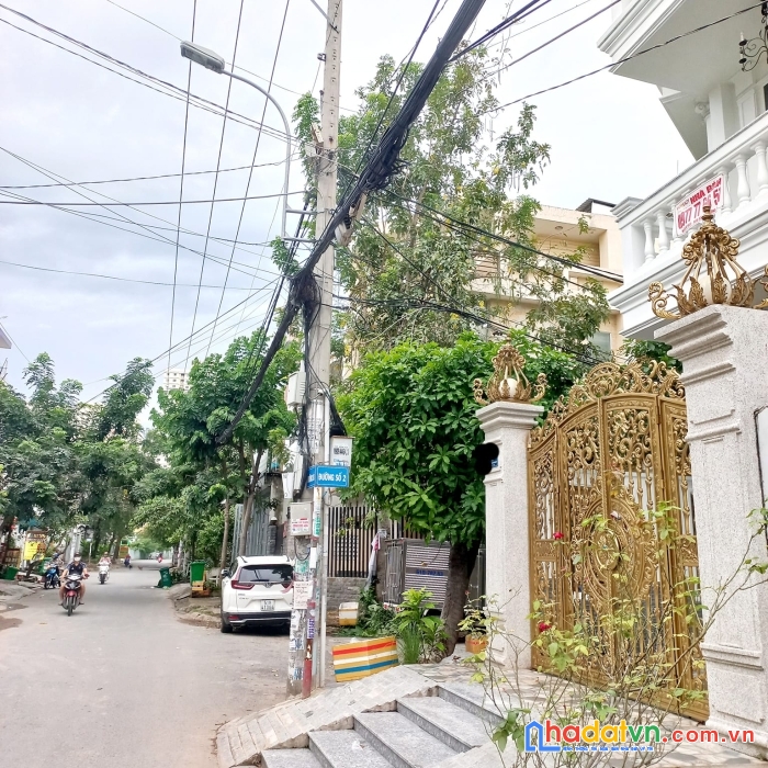 Căn hộ dịch vụ  96 phòng  kcx tân thuận,huỳnh tấn phát  ,quận7 giá 49 tỷ chốt