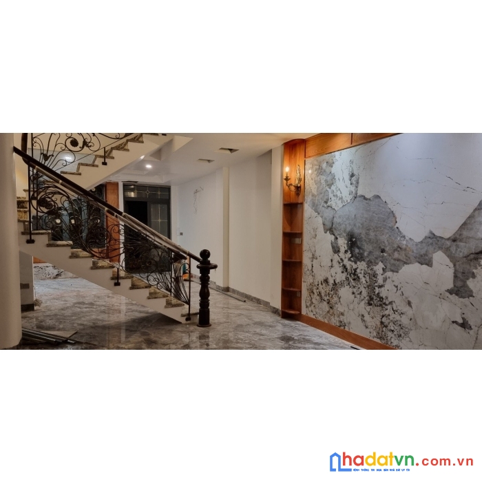Cho thuê nhà mới kdc đại phúc, nội thất đẹp, giá 20 triệu, lh: 0902277579