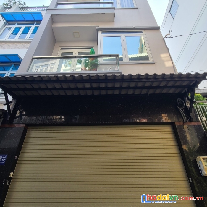 Bán nhà chính chủ, hẻm xe hơi đường cmt8, phường 05, tân bình, dt 50m2, 4 tầng.