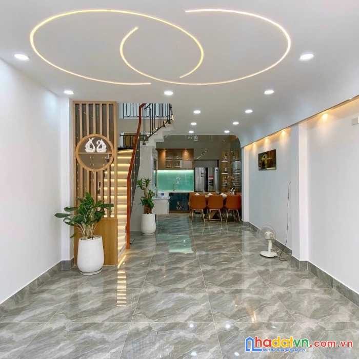 Bán nhà 1/ lê văn thọ, hẻm 5m thông, 4x11, 5 tầng, nội thất cao cấp 7 tỷ 650 tl