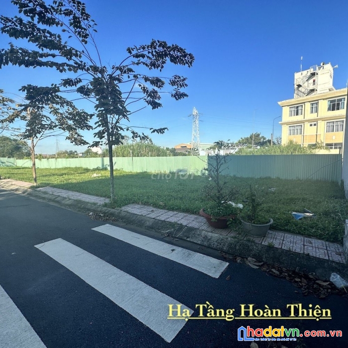 Kẹt tiền cần bán đất mặt tiền đường bùi thanh khiết,tân túc, bình chánh.tp.hcm