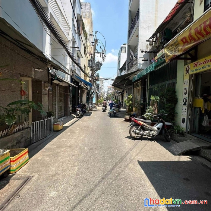 Bán nhà 5 tầng đường khuông việt, hẻm 8m, 74m2 chỉ 10.5 tỷ, nhà 2 mặt hẻm.